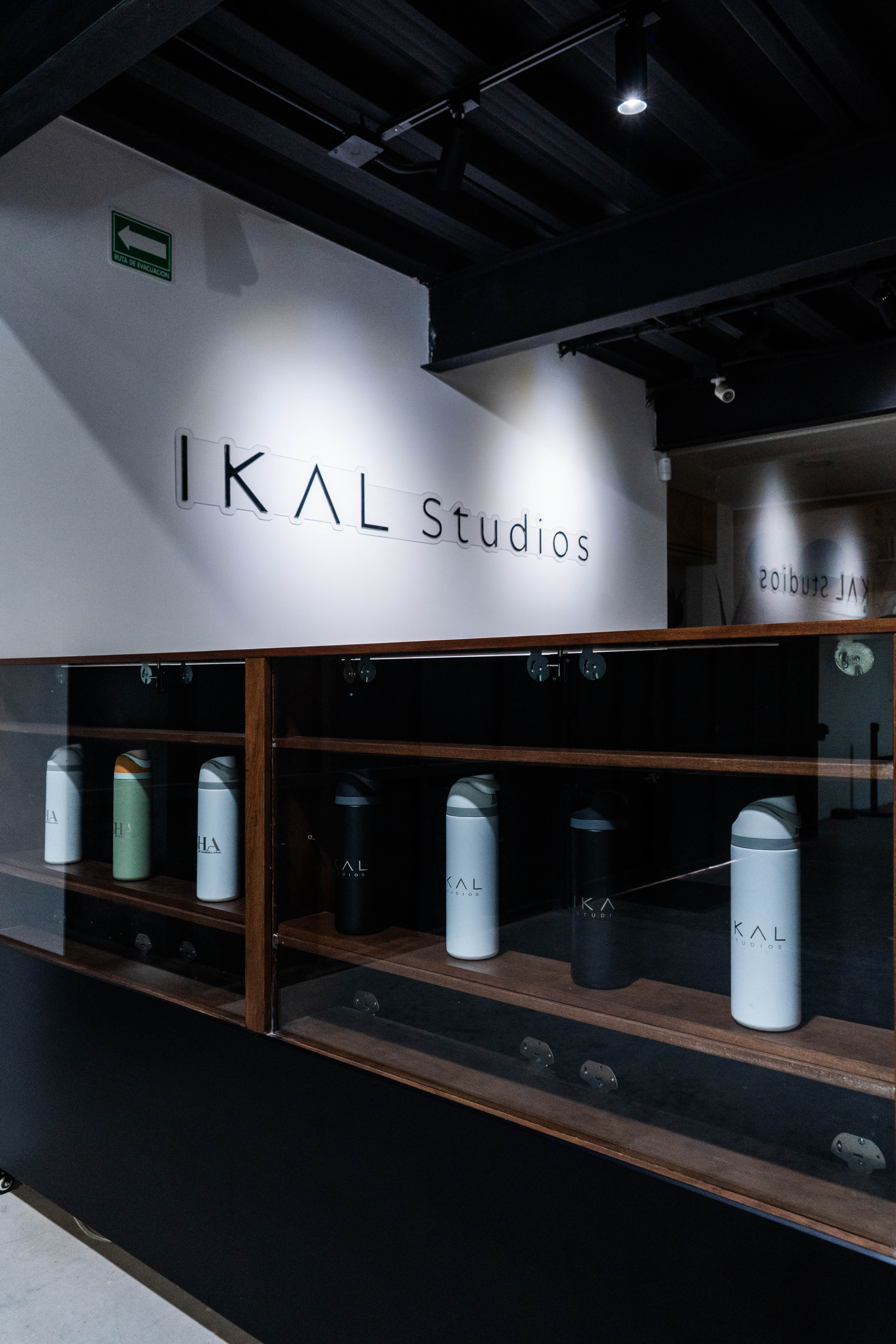 Espacio editorial en estudio IKAL Studios