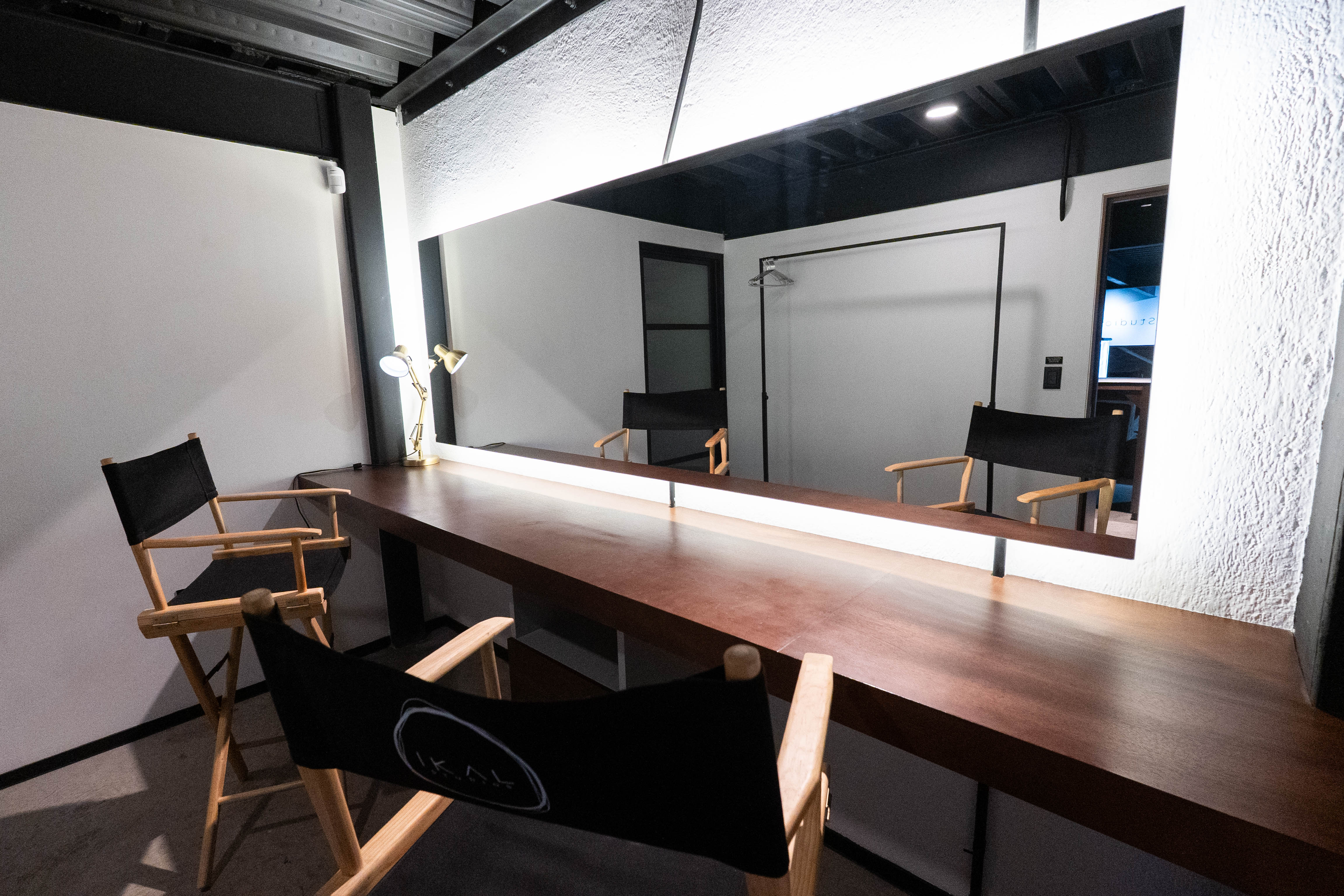 Área creativa del estudio IKAL en Puebla